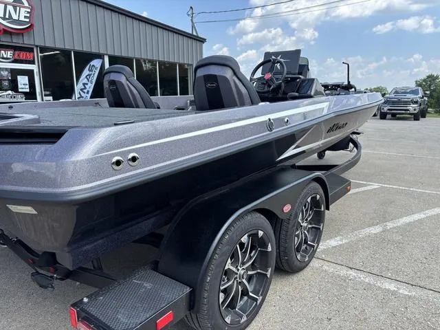 Slide: The Image of Ikon LXE21 2026 - 3