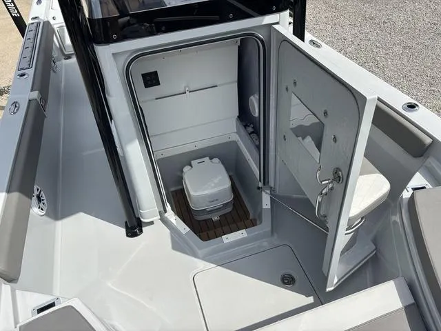 Slide: The Image of Ranger 2510 Bay 2023 - 14