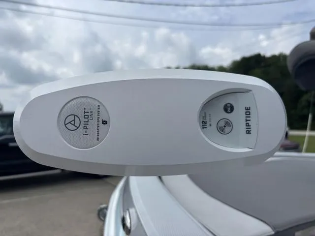 Slide: The Image of Ranger 2510 Bay 2023 - 16