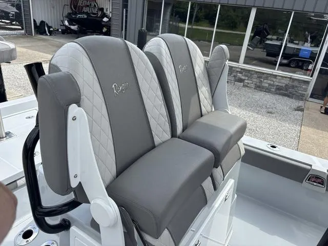 Slide: The Image of Ranger 2510 Bay 2023 - 6