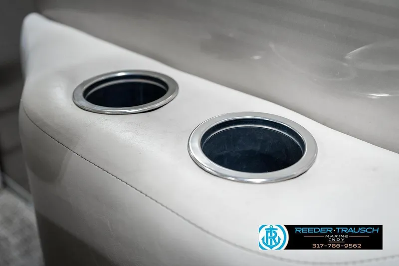 Slide: The Image of Cup holders on a 2018 Bennington 20 SSRX boat interior. - 38