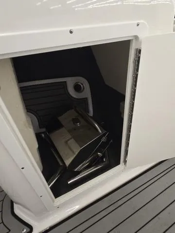 Slide: The Image of Yamaha 212 Limited 2018 - 6