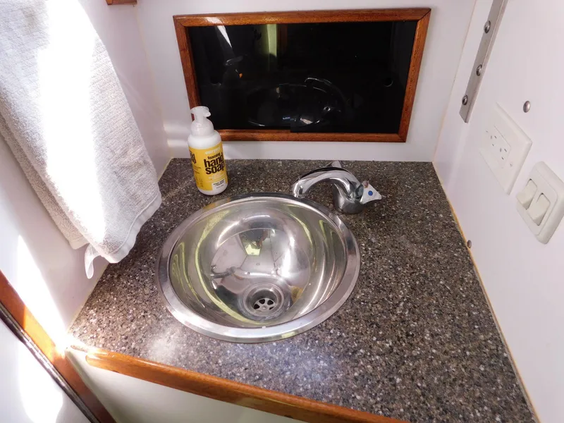 Slide: The Image of Islander 30 MK II - Head - 9