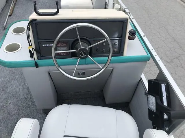 Slide: The Image of Crest 25 SUNDECK 1992 - 9