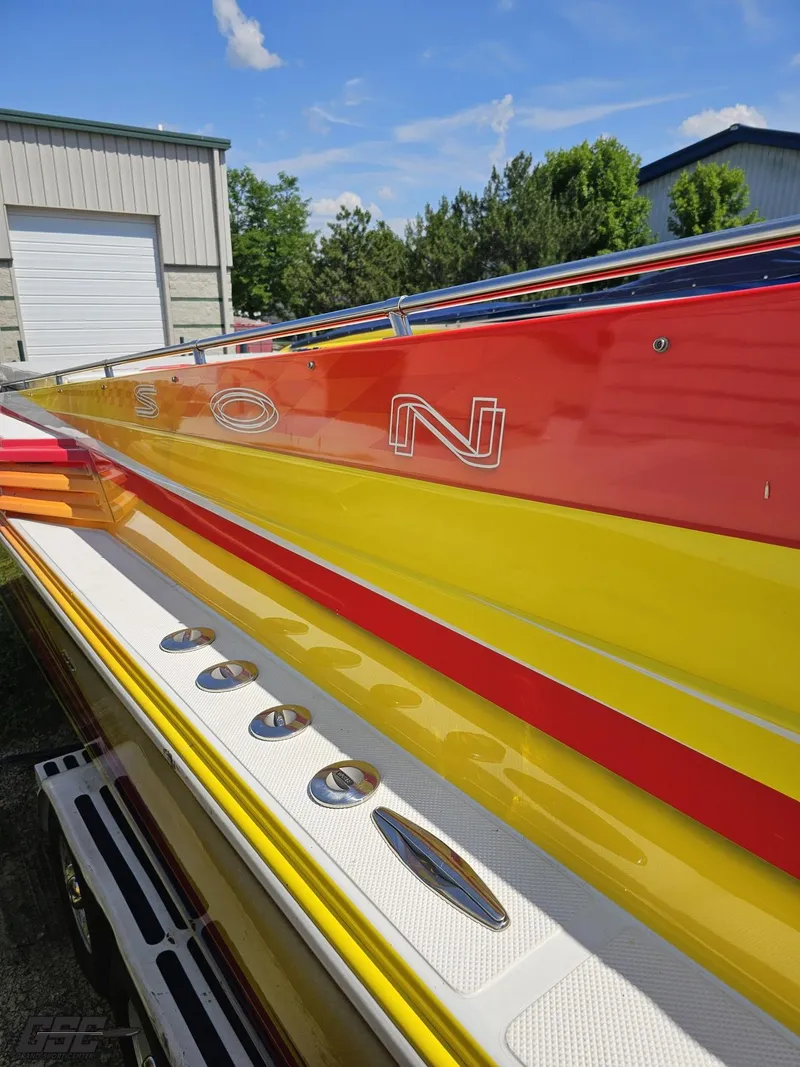 Slide: The Image of Sonic Usa Inc 45SS 2004 - 79