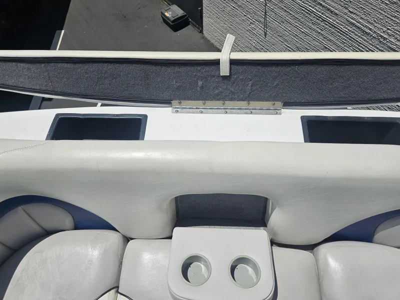 Slide: The Image of Malibu Wakesetter 23 XTi 2005 - 18