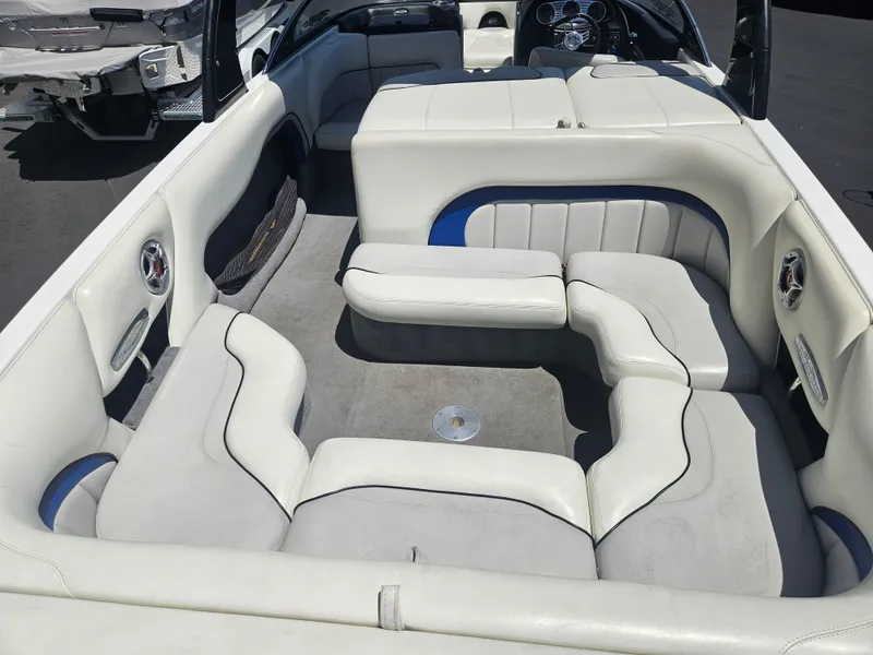 Slide: The Image of Malibu Wakesetter 23 XTi 2005 - 19