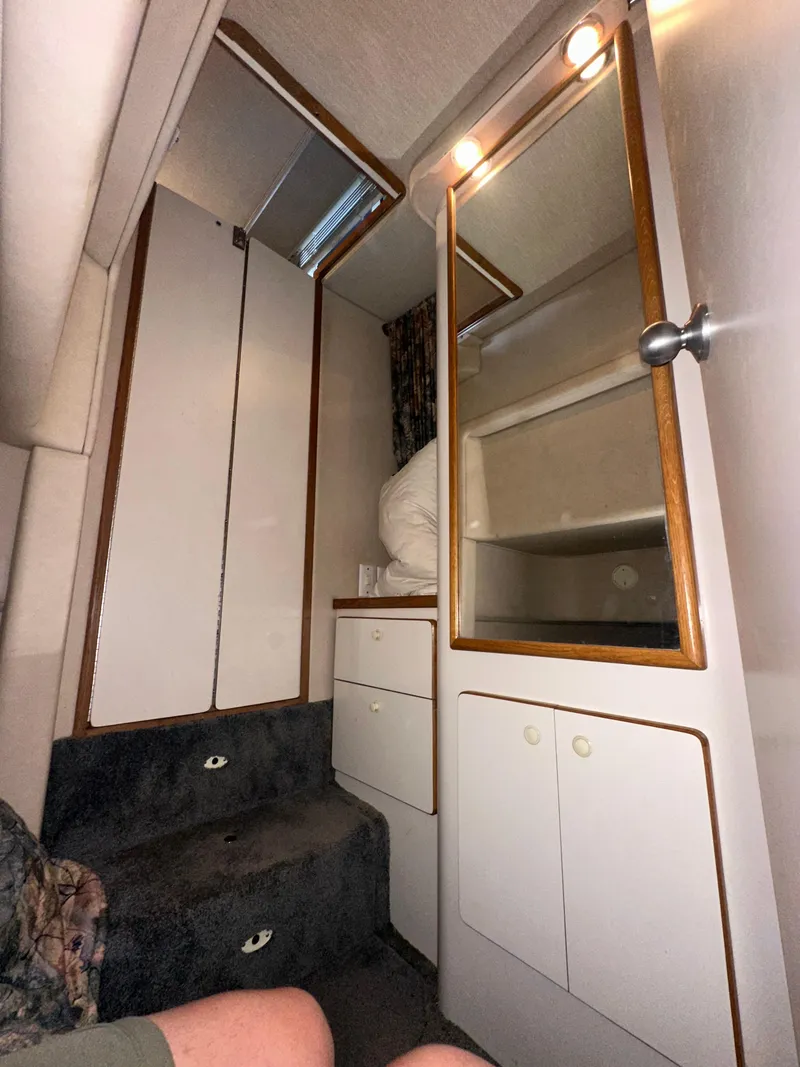 Slide: The Image of Sea Ray 440 Express Bridge 1996 - 55