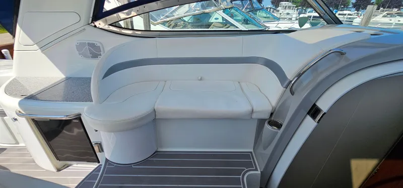 Slide: The Image of The 2007 Formula 37 Performance Cruiser features a sleek white seating area in the cockpit. - 25