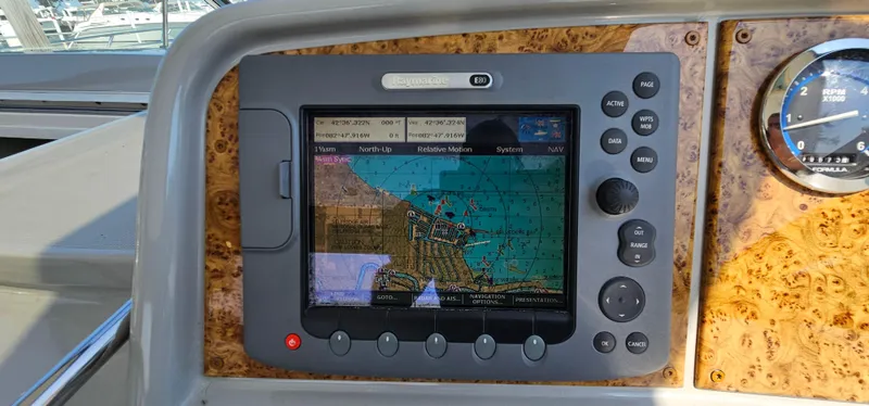 Slide: The Image of Navigation system on the console of a 2007 Formula 37 Performance Cruiser with wood trim. - 20