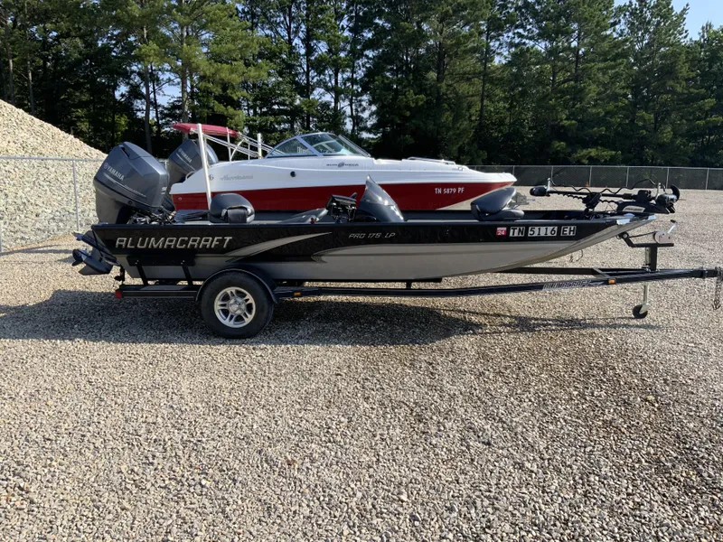 Slide: The Image of Alumacraft Pro Series 175 2014 - 5