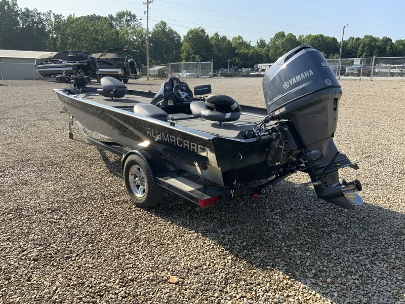 Slide: The Image of Alumacraft Pro Series 175 2014 - 7