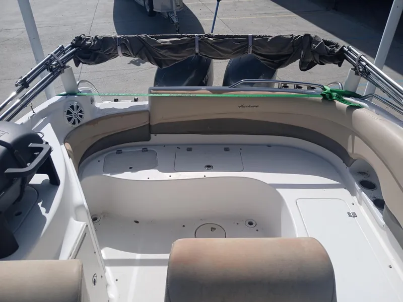 Slide: The Image of Hurricane 2700 2012 - 16