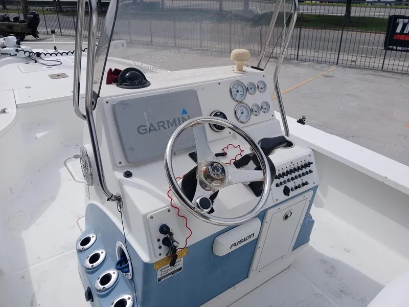 Slide: The Image of Triton 240 LTS 2009 - 10