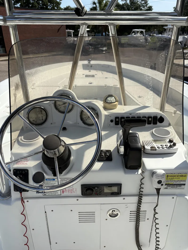 Slide: The Image of Polar 2310 Bay 2005 - 5