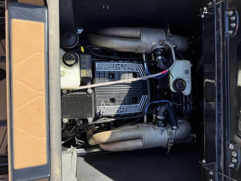 Slide: The Image of Malibu M240 2020 - 14