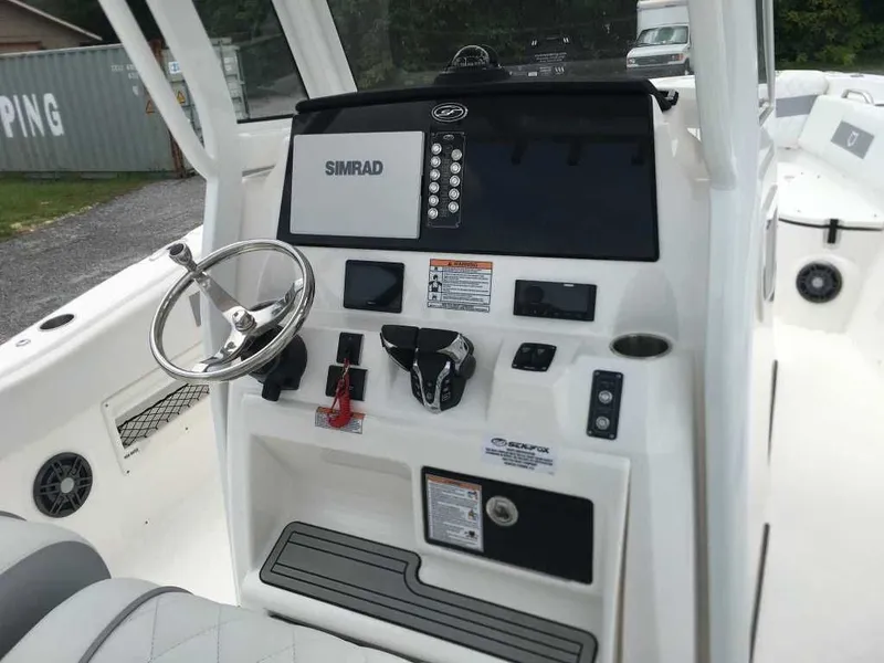 Slide: The Image of Sea Fox 268 Commander 2024 - 2