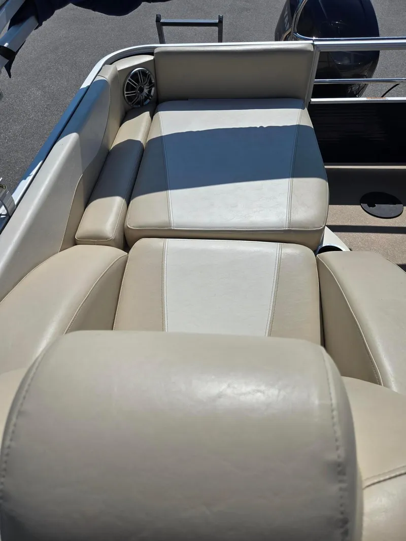 Slide: The Image of Aqua 240 2012 - 13