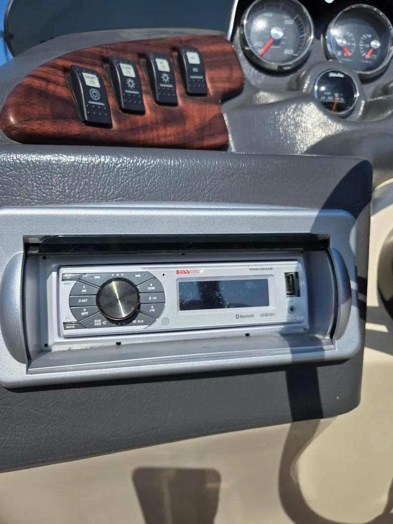 Slide: The Image of Aqua 240 2012 - 17