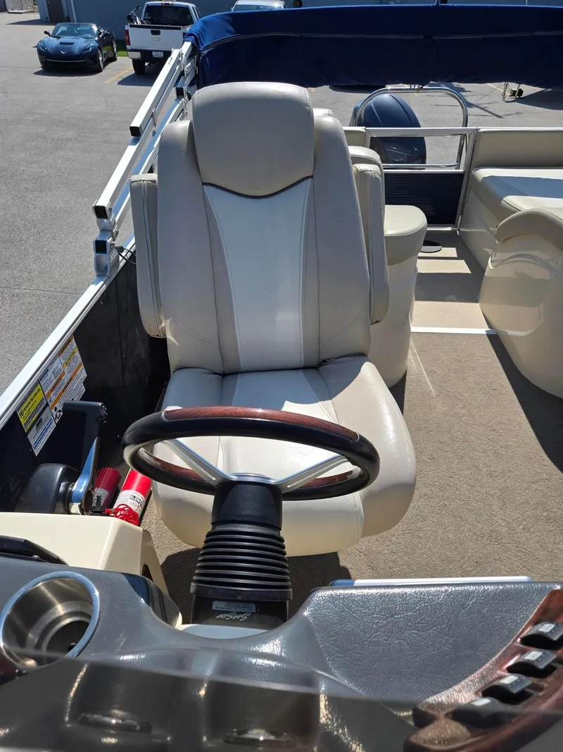 Slide: The Image of Aqua 240 2012 - 9