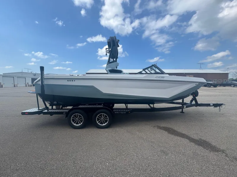 Slide: The Image of Nautique Super Air Nautique GS22 2026 - 2