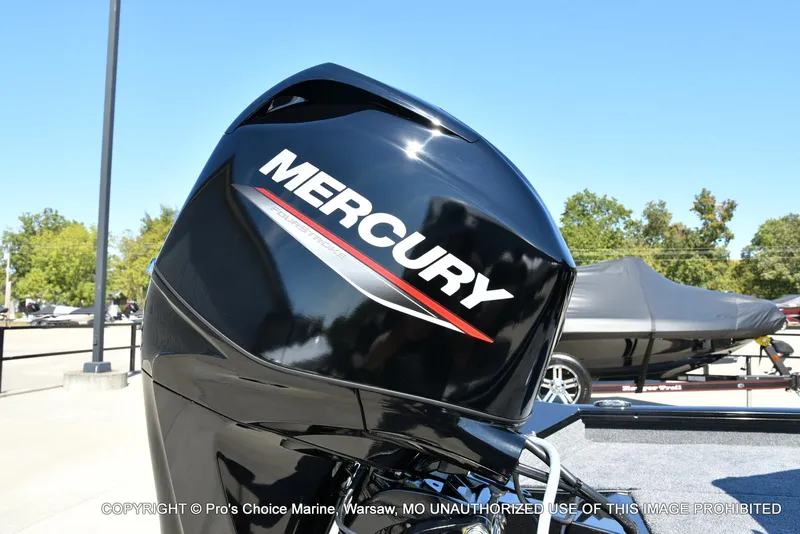 Slide: The Image of Tracker Pro Team 175 Crappie Edition 2026 - 18