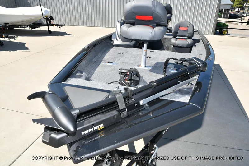 Slide: The Image of Tracker Pro Team 175 Crappie Edition 2026 - 23