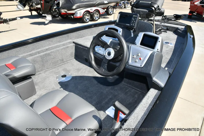 Slide: The Image of Tracker Pro Team 175 Crappie Edition 2026 - 30