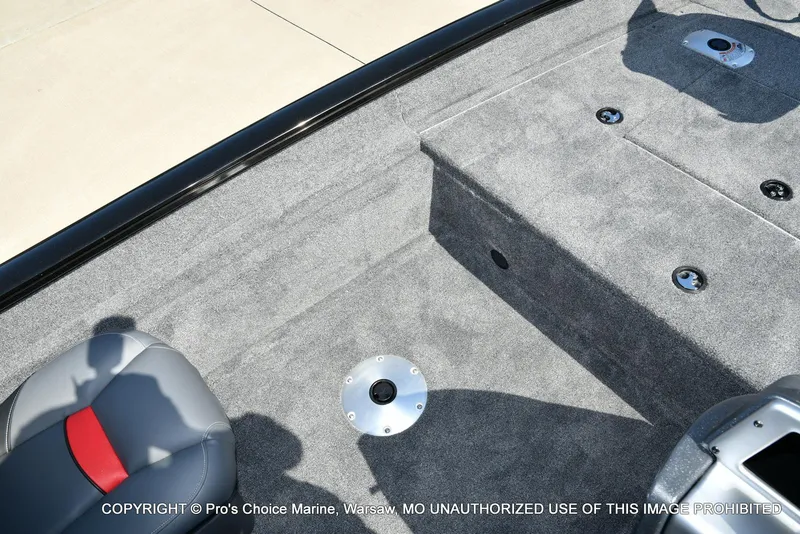 Slide: The Image of Tracker Pro Team 175 Crappie Edition 2026 - 38