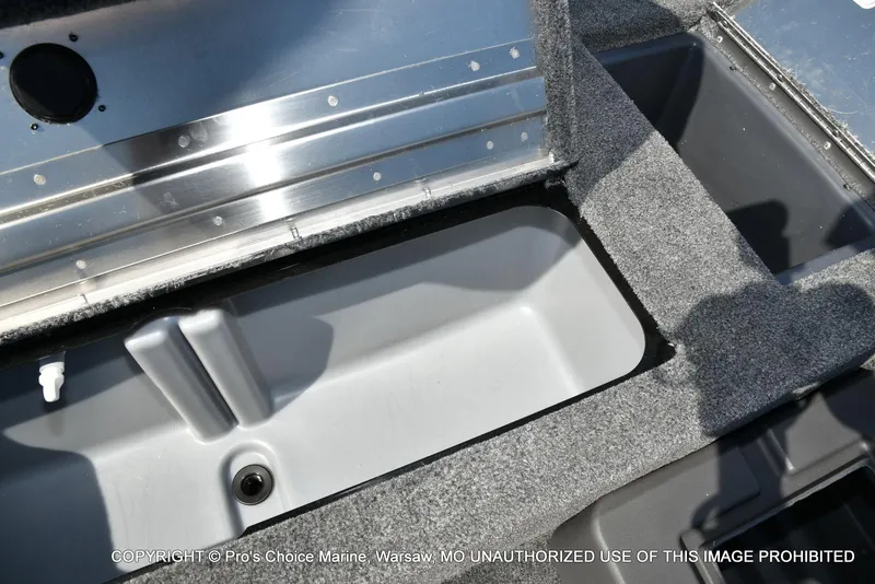 Slide: The Image of Tracker Pro Team 175 Crappie Edition 2026 - 50