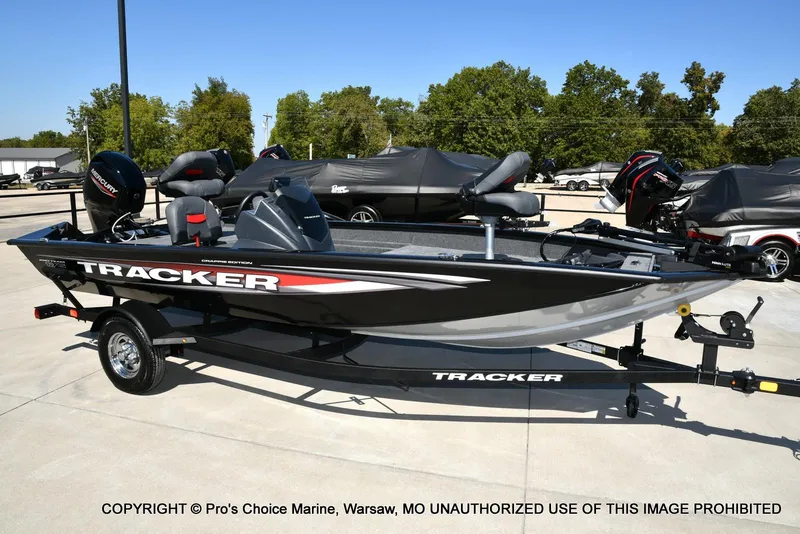 Slide: The Image of Tracker Pro Team 175 Crappie Edition 2026 - 73