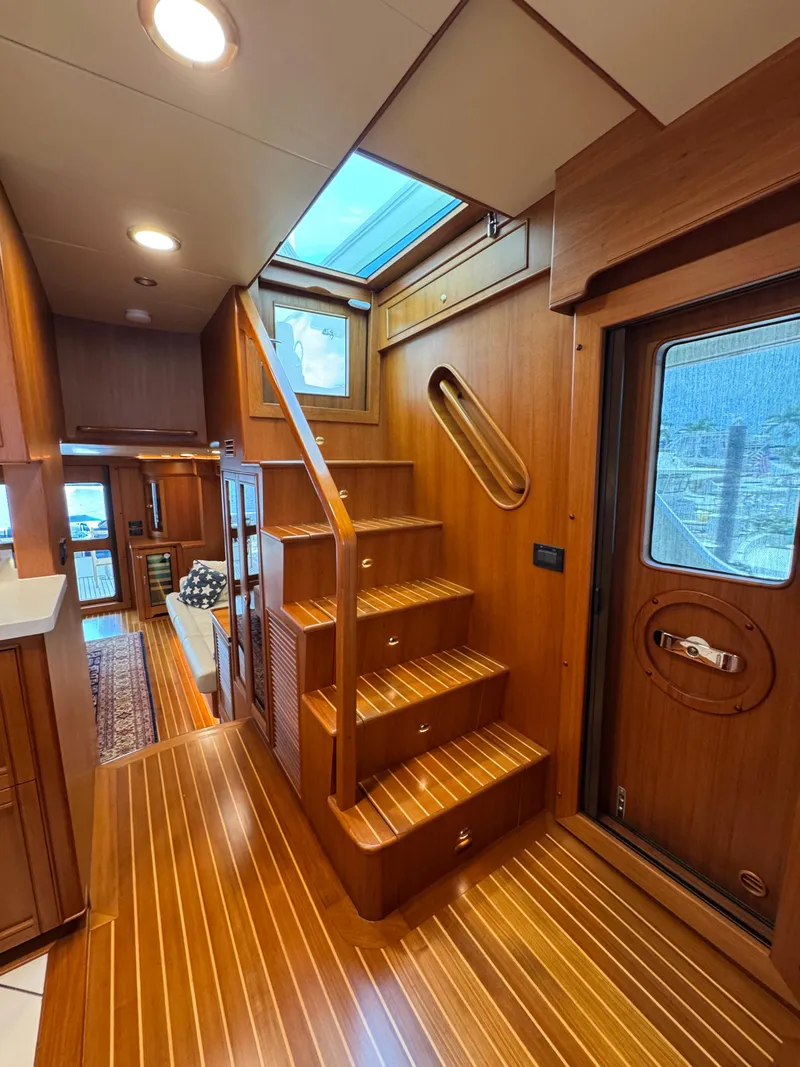 Slide: The Image of Flybridge Access - 12