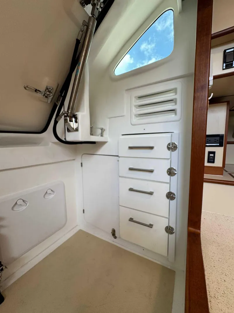 Slide: The Image of Custom Tool Storage - 28