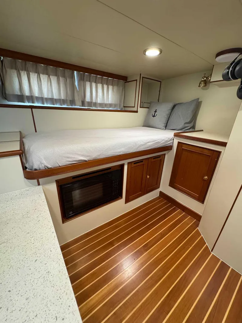 Slide: The Image of Port Crew Bunk - 29