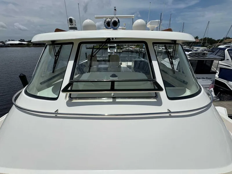 Slide: The Image of Semi-Enclosed Bridge - 41