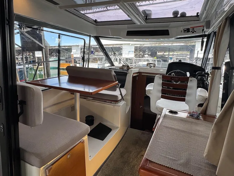 Slide: The Image of Jeanneau NC 895 2017 - 13