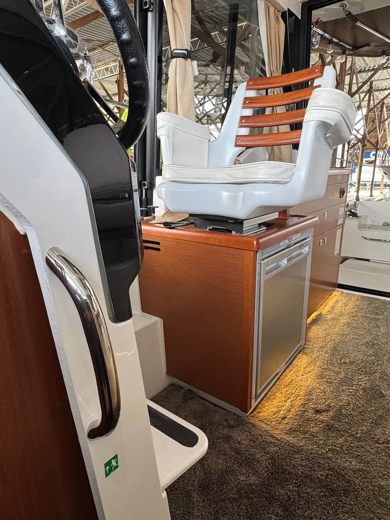 Slide: The Image of Jeanneau NC 895 2017 - 15