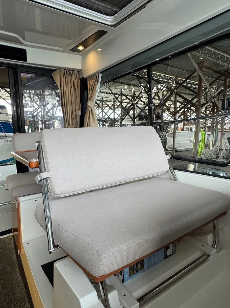 Slide: The Image of Jeanneau NC 895 2017 - 16