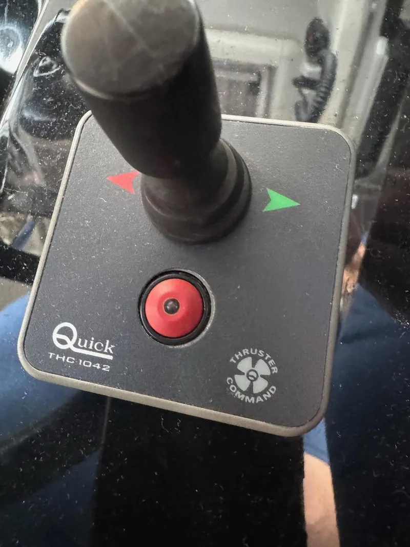 Slide: The Image of Jeanneau NC 895 2017 - 25