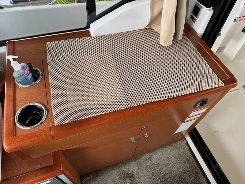 Slide: The Image of Jeanneau NC 895 2017 - 30