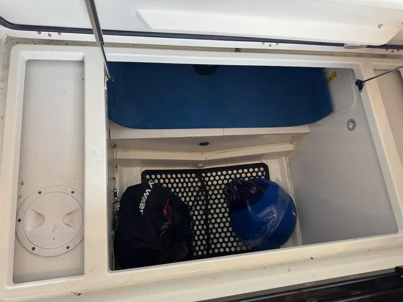 Slide: The Image of Jeanneau NC 895 2017 - 38