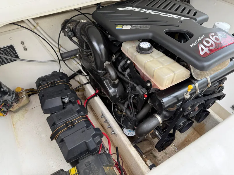 Slide: The Image of 2003 Sunsation 288 boat engine compartment with MerCruiser 496 engine. - 25