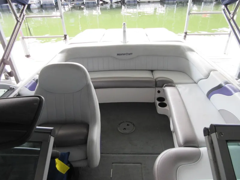 Slide: The Image of MasterCraft X2 2004 - 9