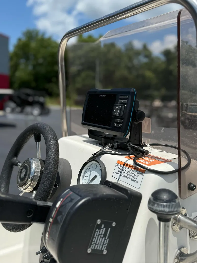 Slide: The Image of Cape Craft 16V Outcast 2017 - 10