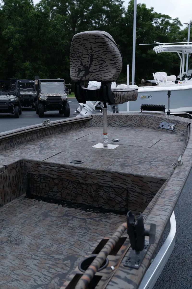 Slide: The Image of Xpress HD16DB 2021 - 8