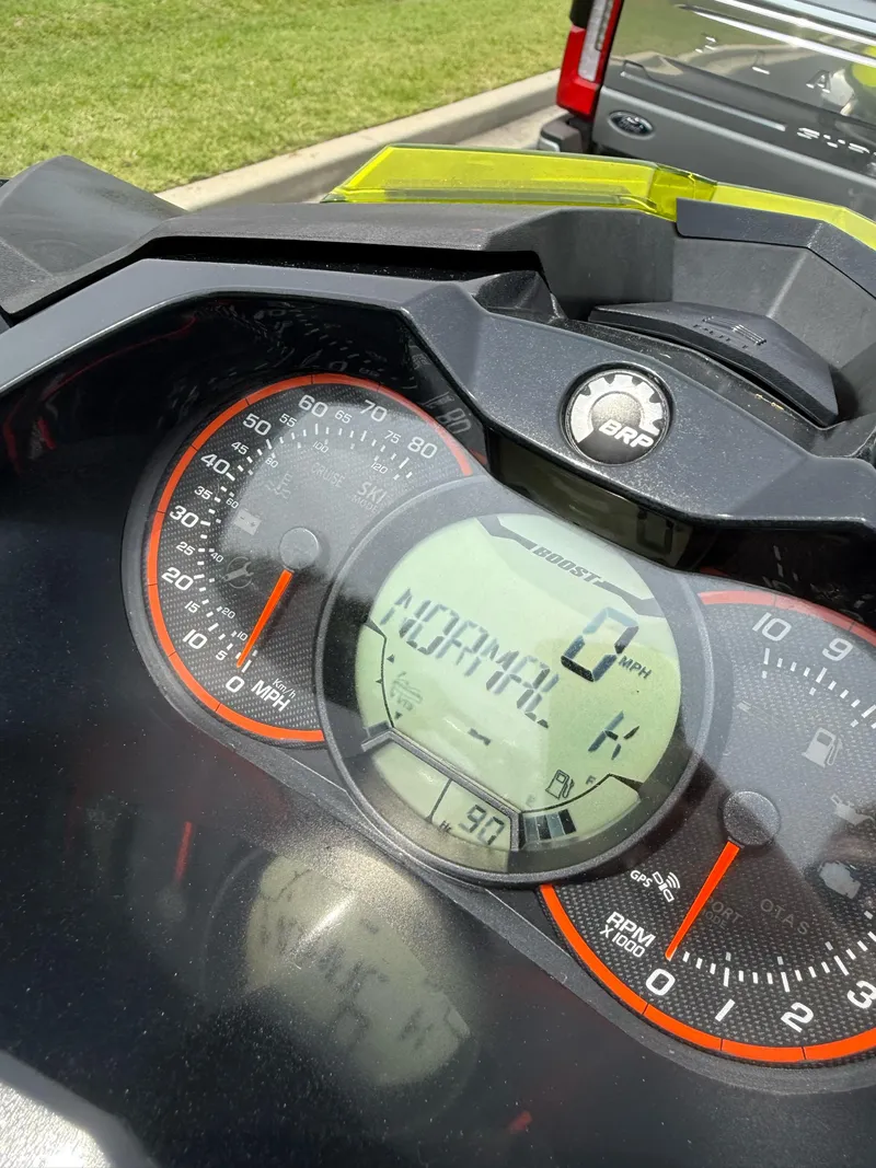 Slide: The Image of Sea-Doo RX PX 300 2018 - 13