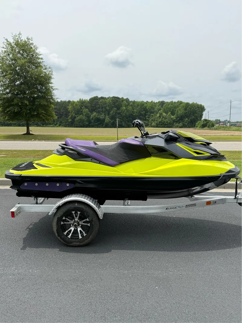 Slide: The Image of Sea-Doo RX PX 300 2018 - 3