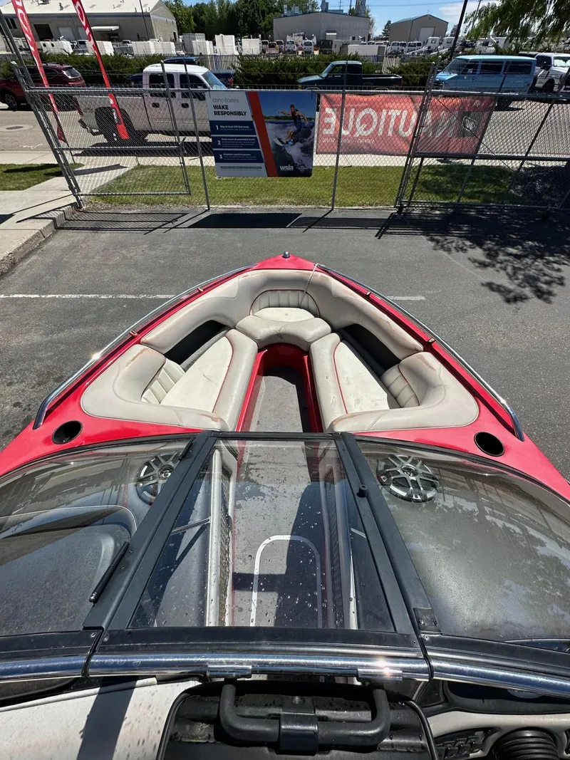 Slide: The Image of Malibu Response LXi 2004 - 10