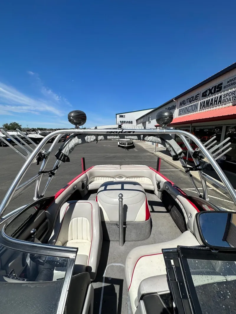 Slide: The Image of Malibu Response LXi 2004 - 13