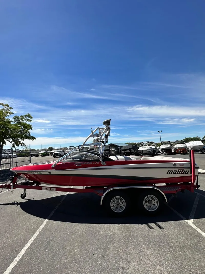 Slide: The Image of Malibu Response LXi 2004 - 4